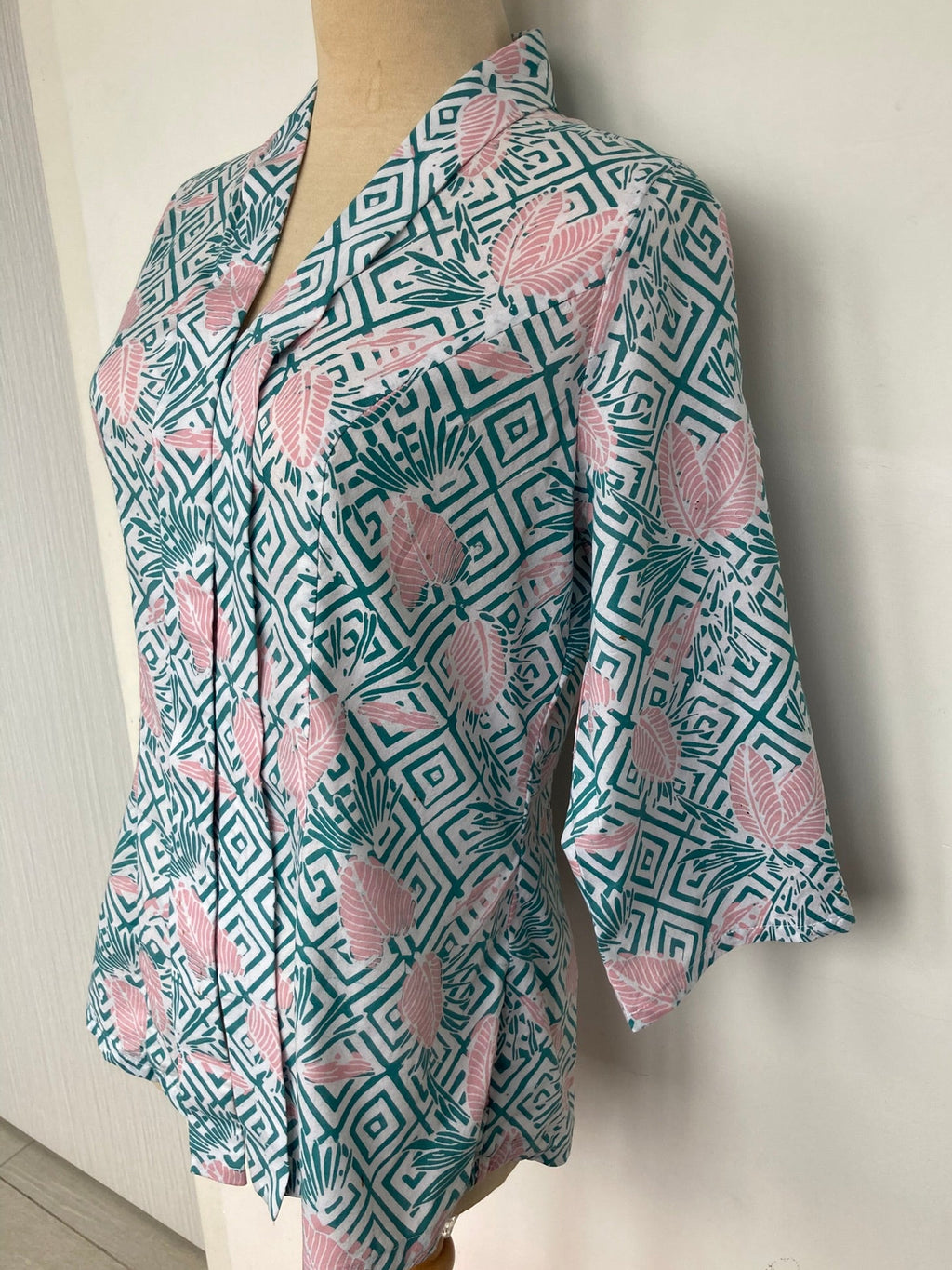 Sewing Blouse: Suri Kebaya Top