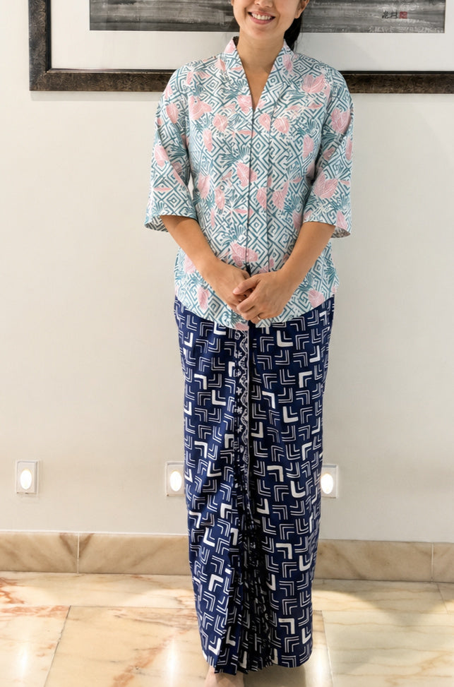 Sewing Skirt: Mira Wiron Kebaya Skirt